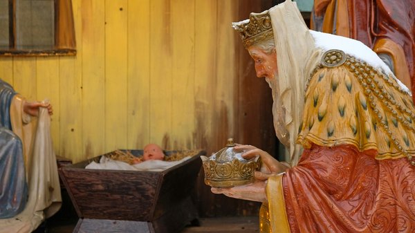 Hugo marceau, magicien à lyon : des spectacles à couper le souffle